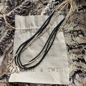 BRAND NEW Twine & Twig Shell layered Necklace